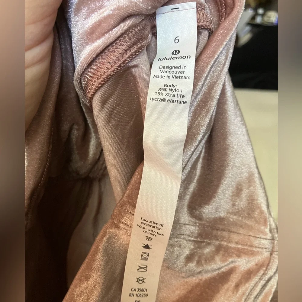 Lululemon Velvet Pink Leggings - Picture 8 of 8